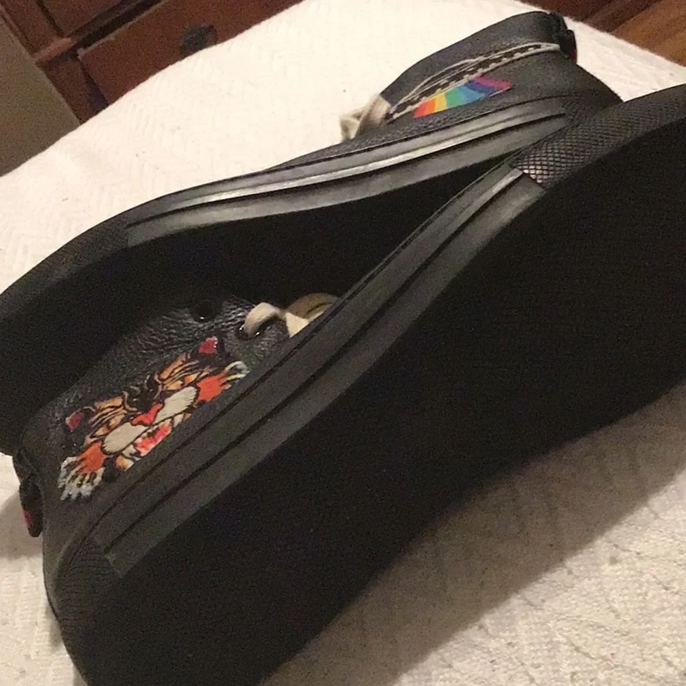 Gucci Shoes - Picture 3 of 15